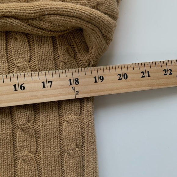 VINTAGE Sear’s Kings Road Men’s Tan Cable Knit Cardigan Size Medium - Picture 4 of 5